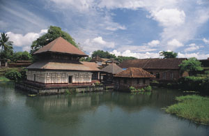 lwww.ayurveda-india.it:  lake temple, ananthapuram